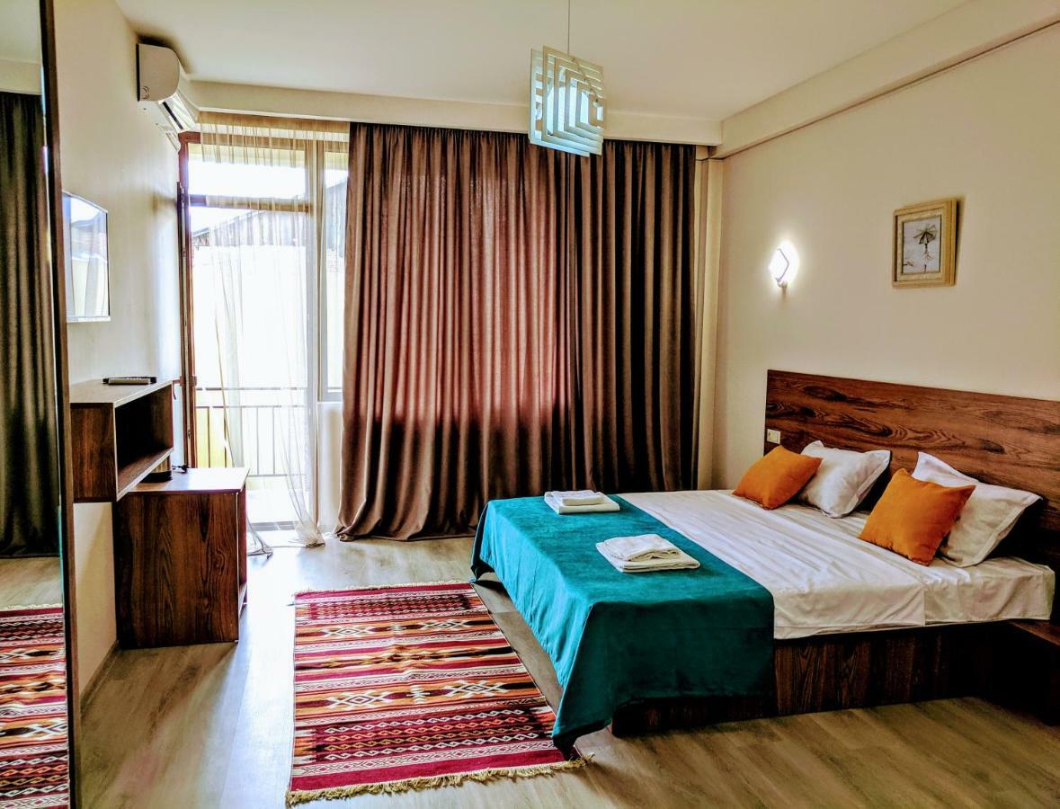 Hotel Canvas Tbilisi ภายนอก รูปภาพ